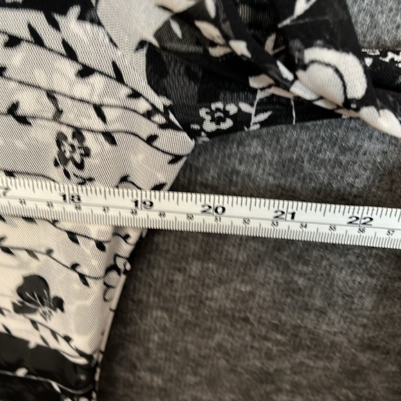 Anac Designed by Kimi Mesh Blouse Top - Picture 9 of 9